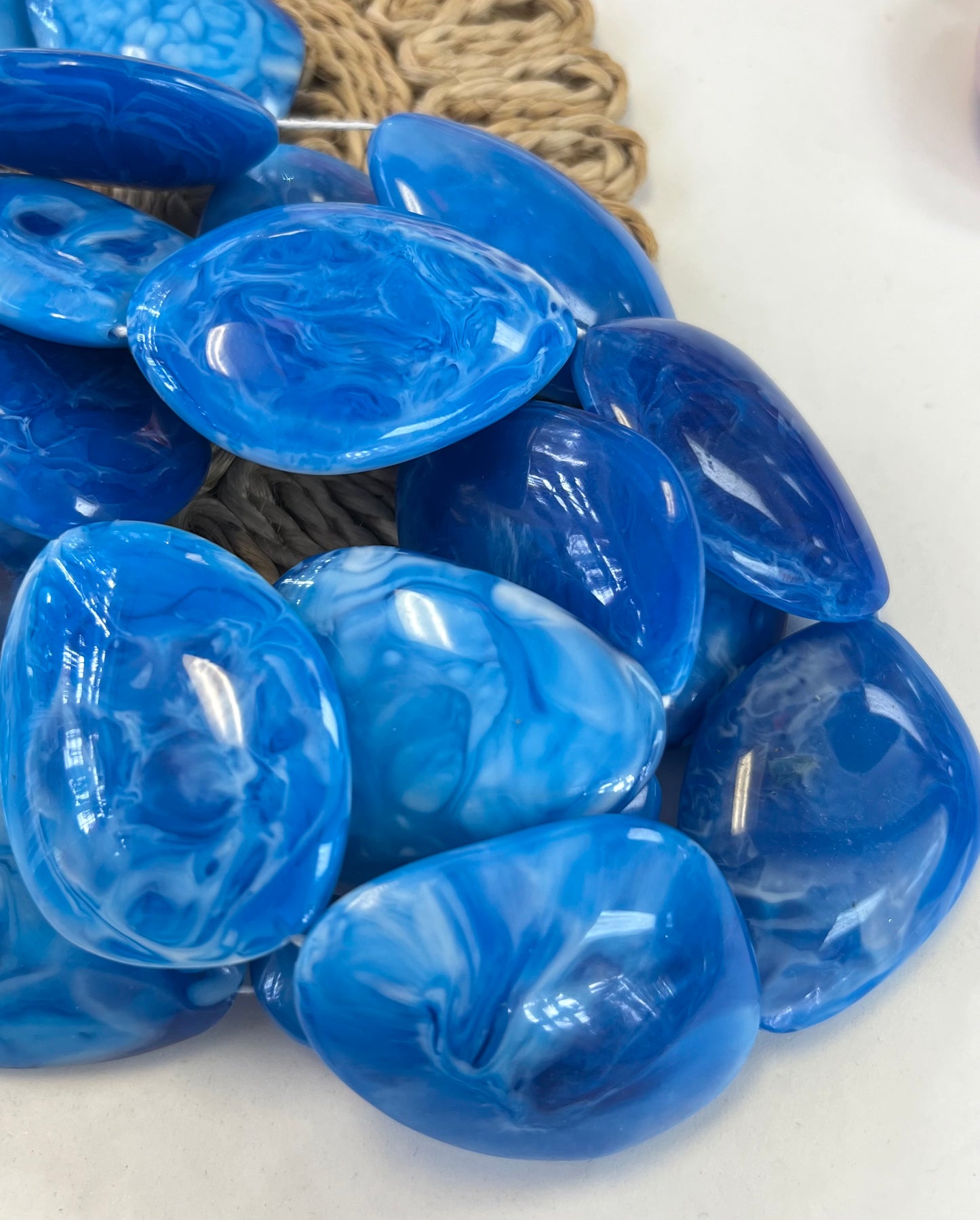 Marmol Ovals Resin