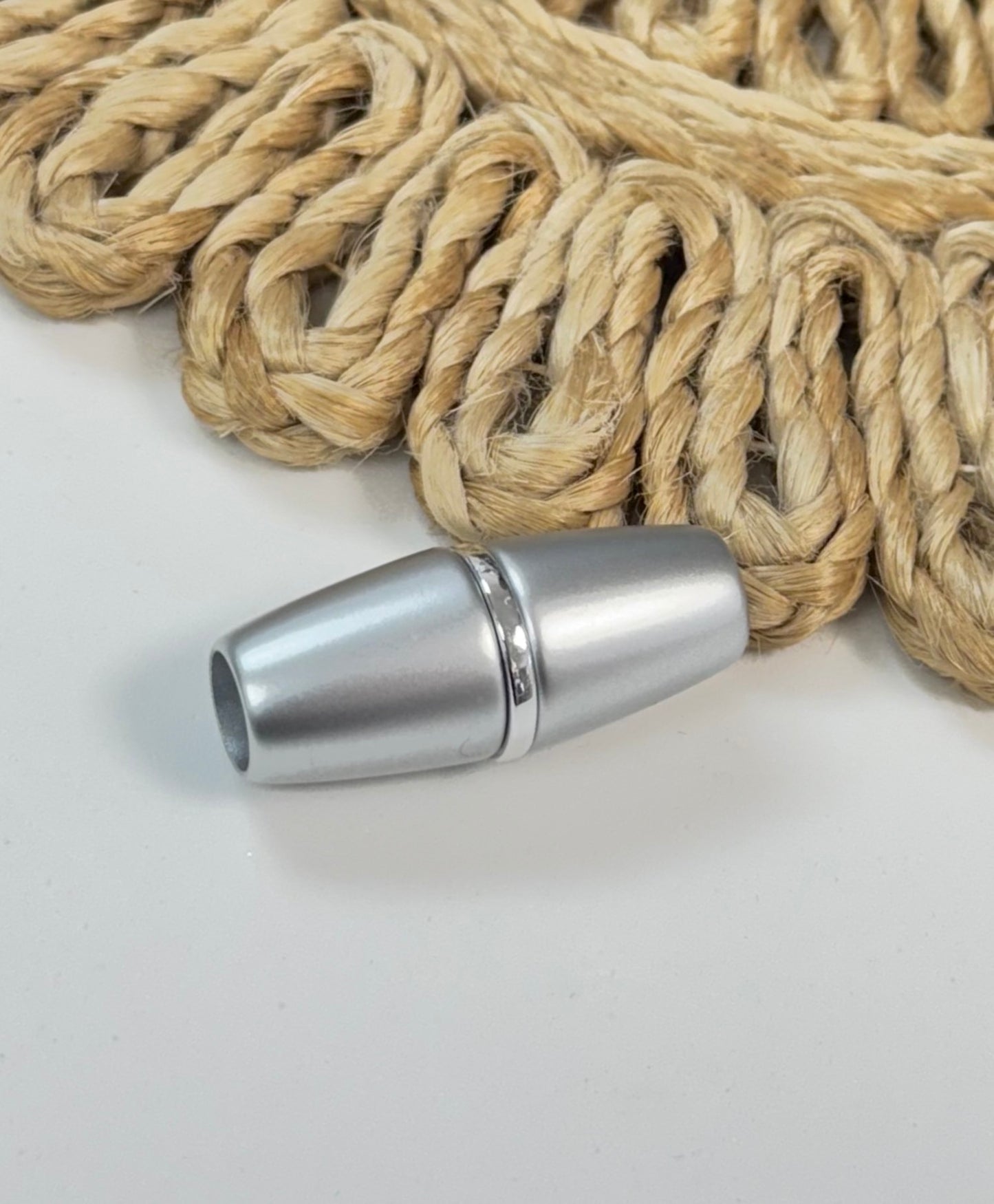 Steel Plata Magnet Cord Ends