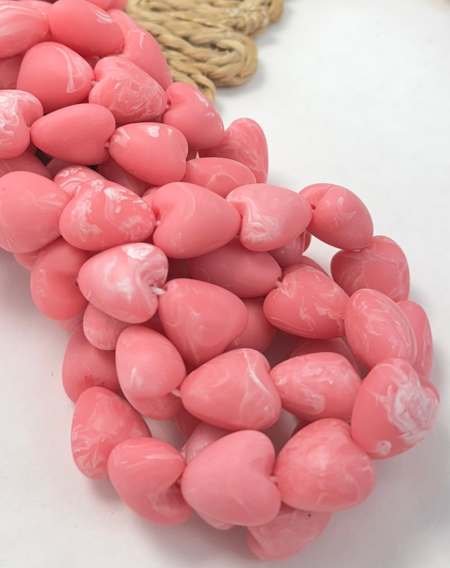 Marmol Hearts Resin