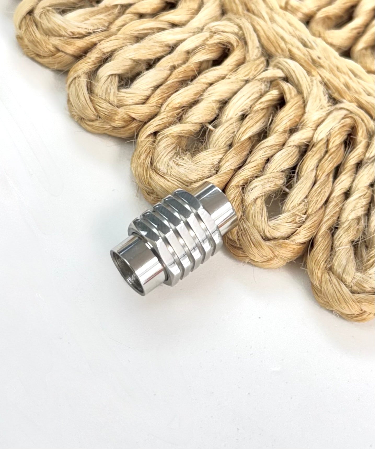 Steel Plata Magnet Cord Ends