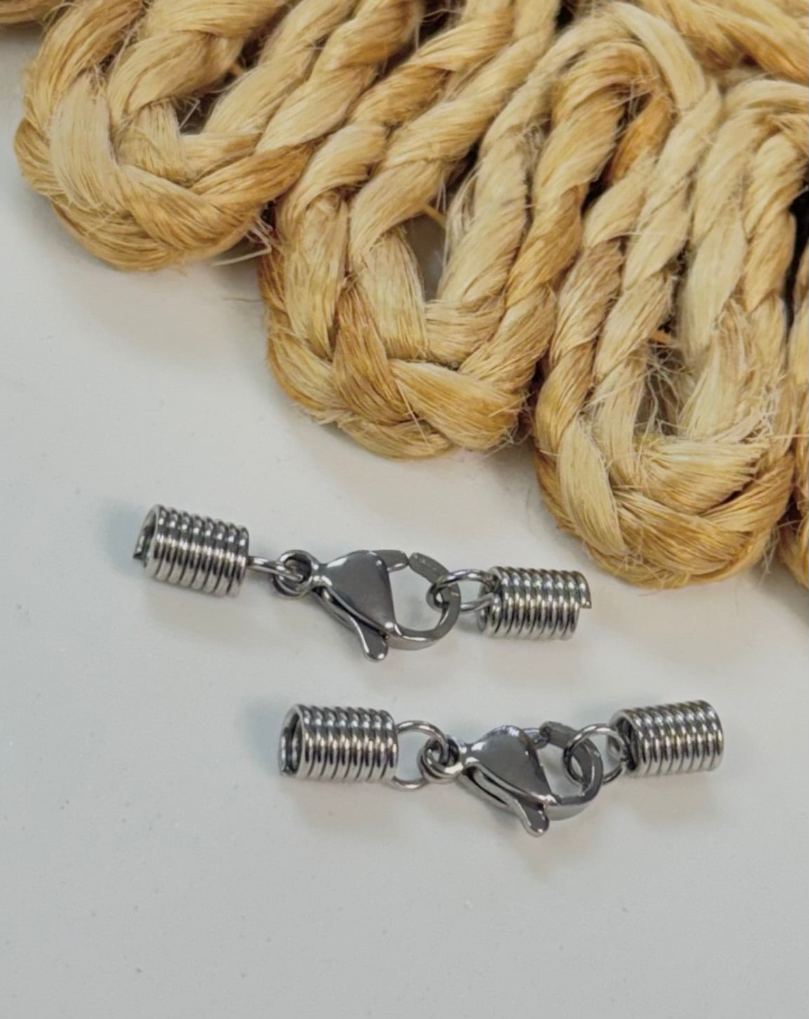 End Tip Finding With Clasp Steel Plata