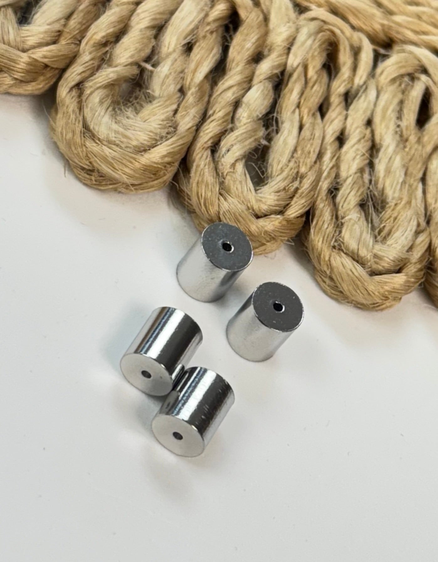 Steel Plata Cord End Columns Hole