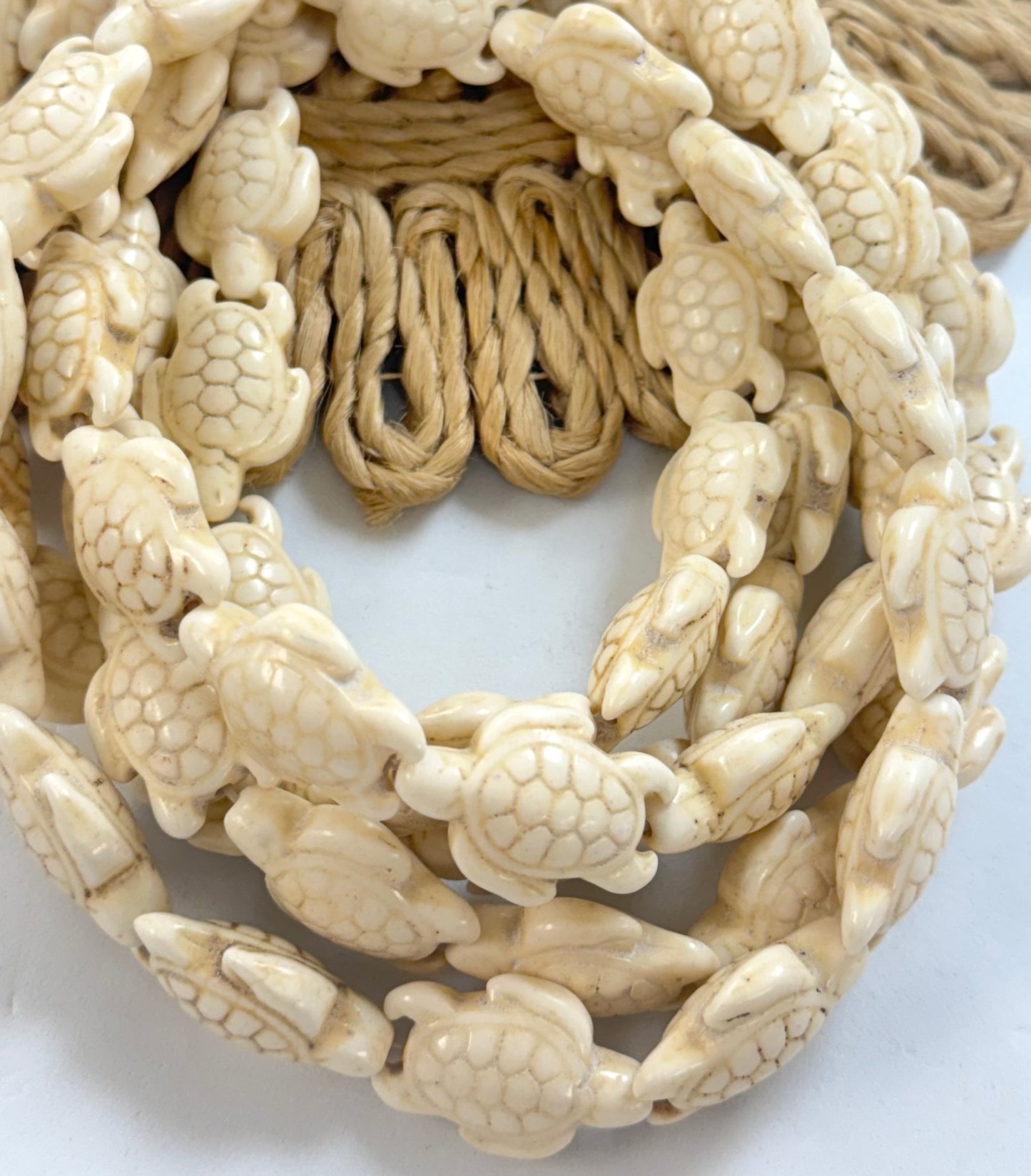 20mm White Turquoise Stone Turttle