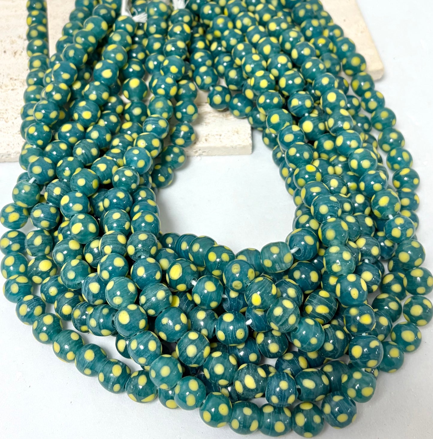 Polkadot Round Lampwork (Style 1)