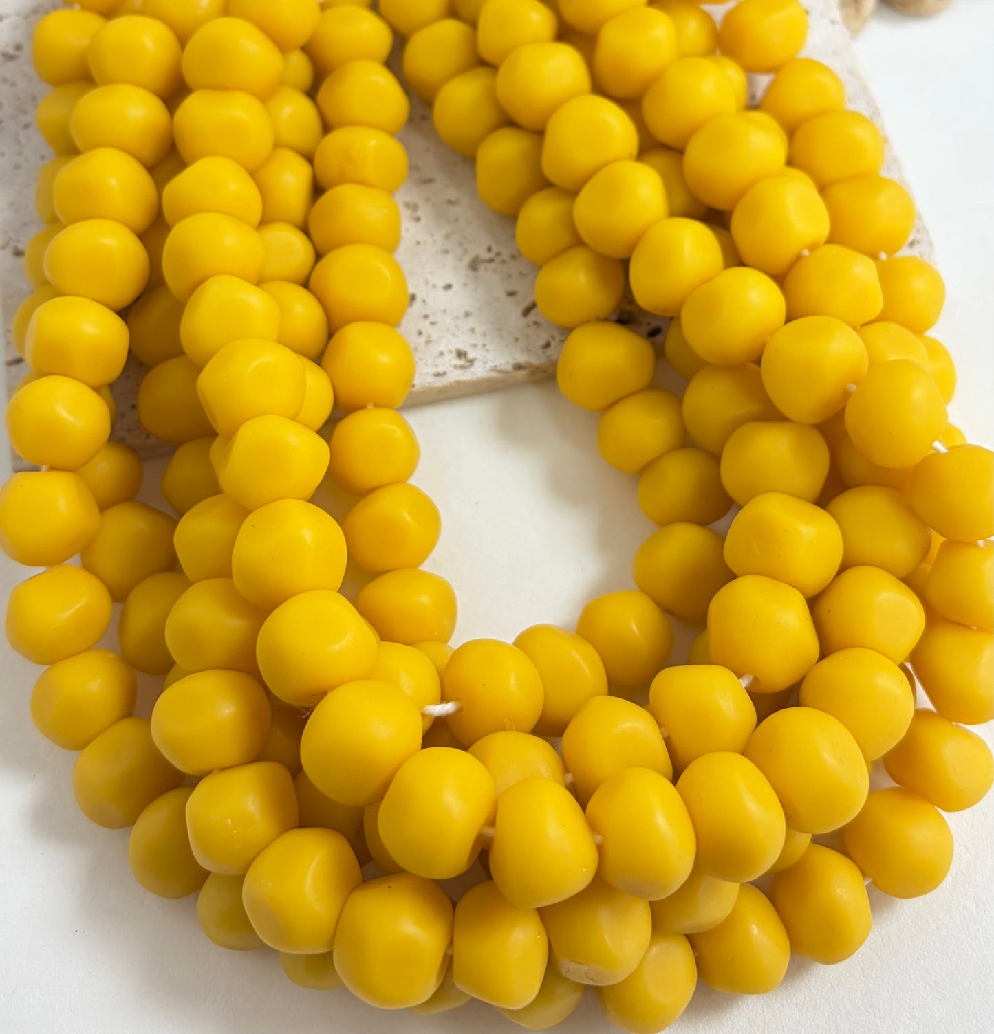 Irregular Round Resin