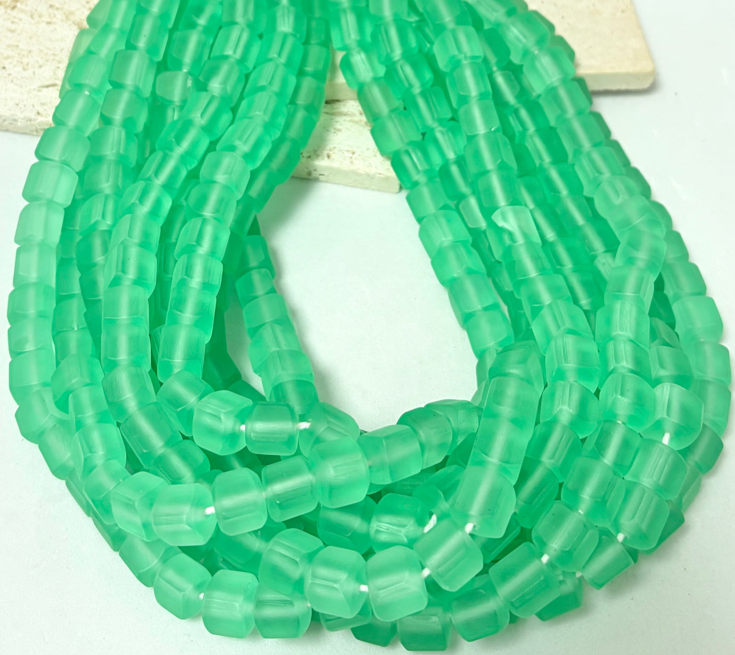 Cubics Resin