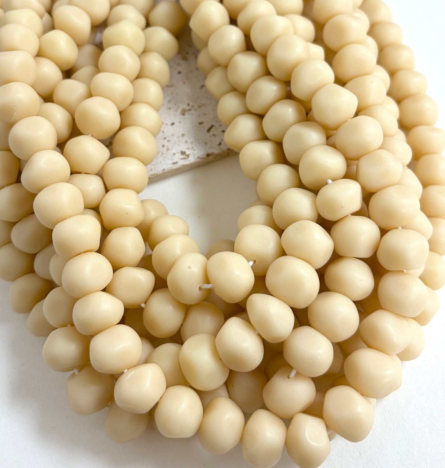 Irregular Round Resin