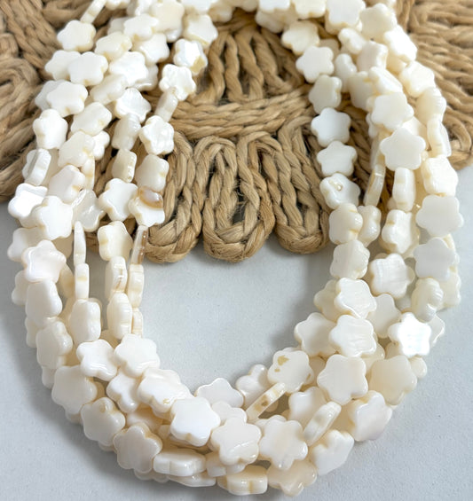 Madre Perla White Flower