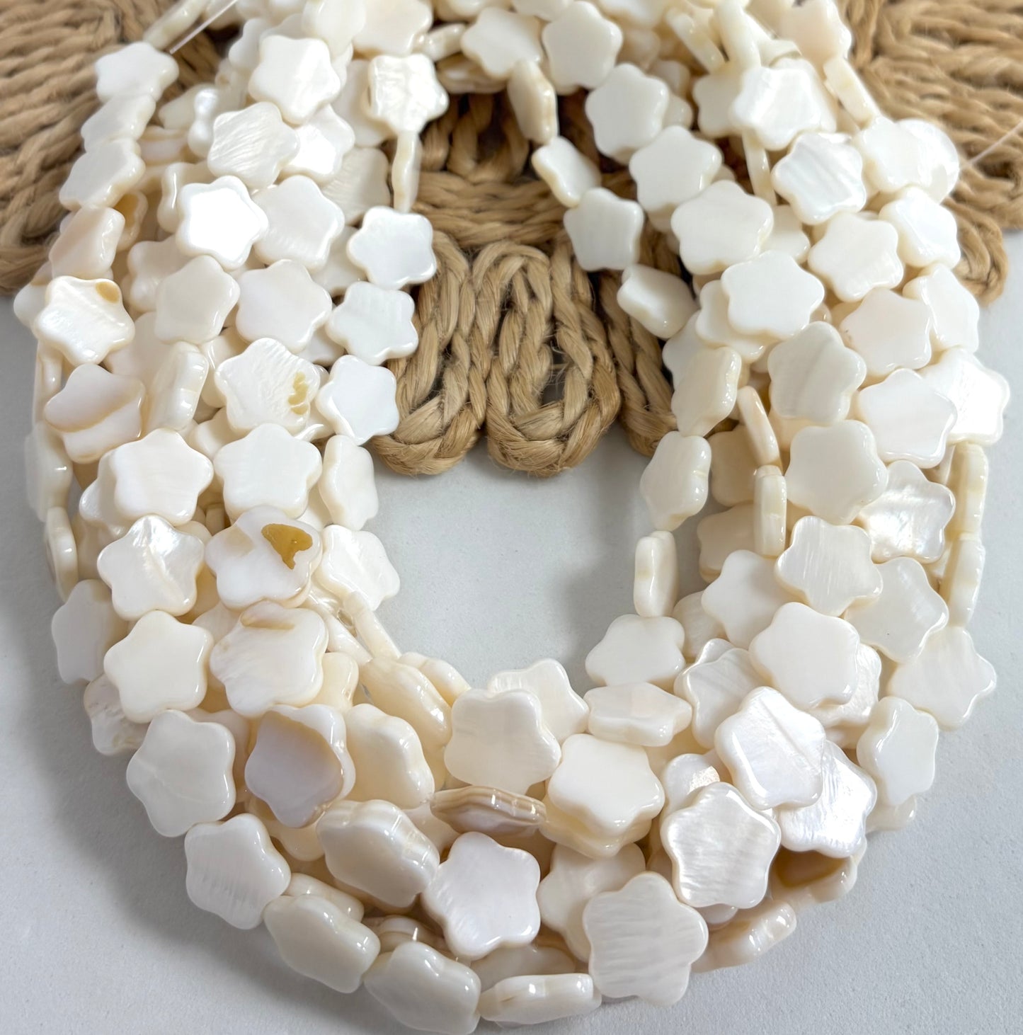 Madre Perla White Flower