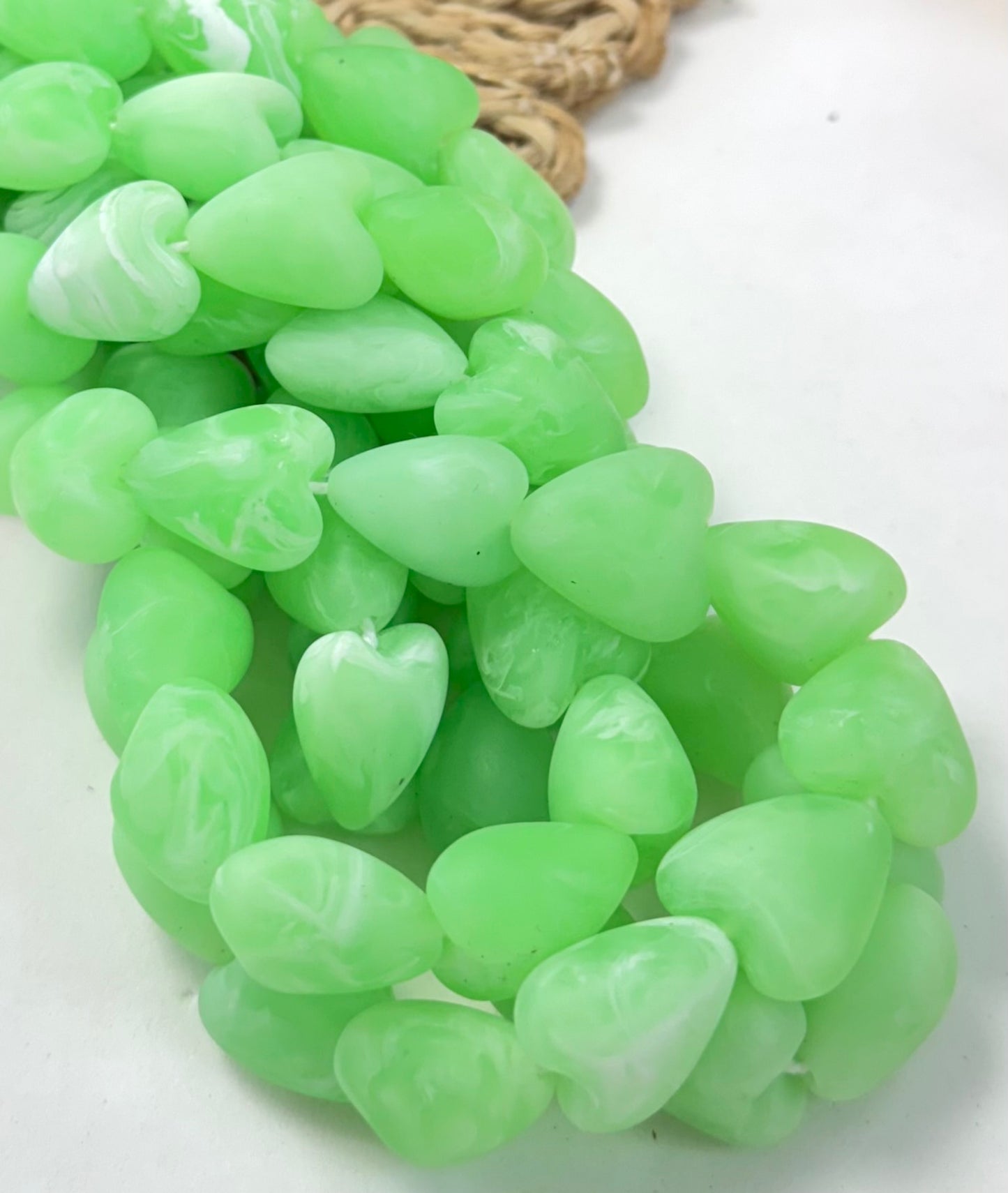 Marmol Hearts Resin