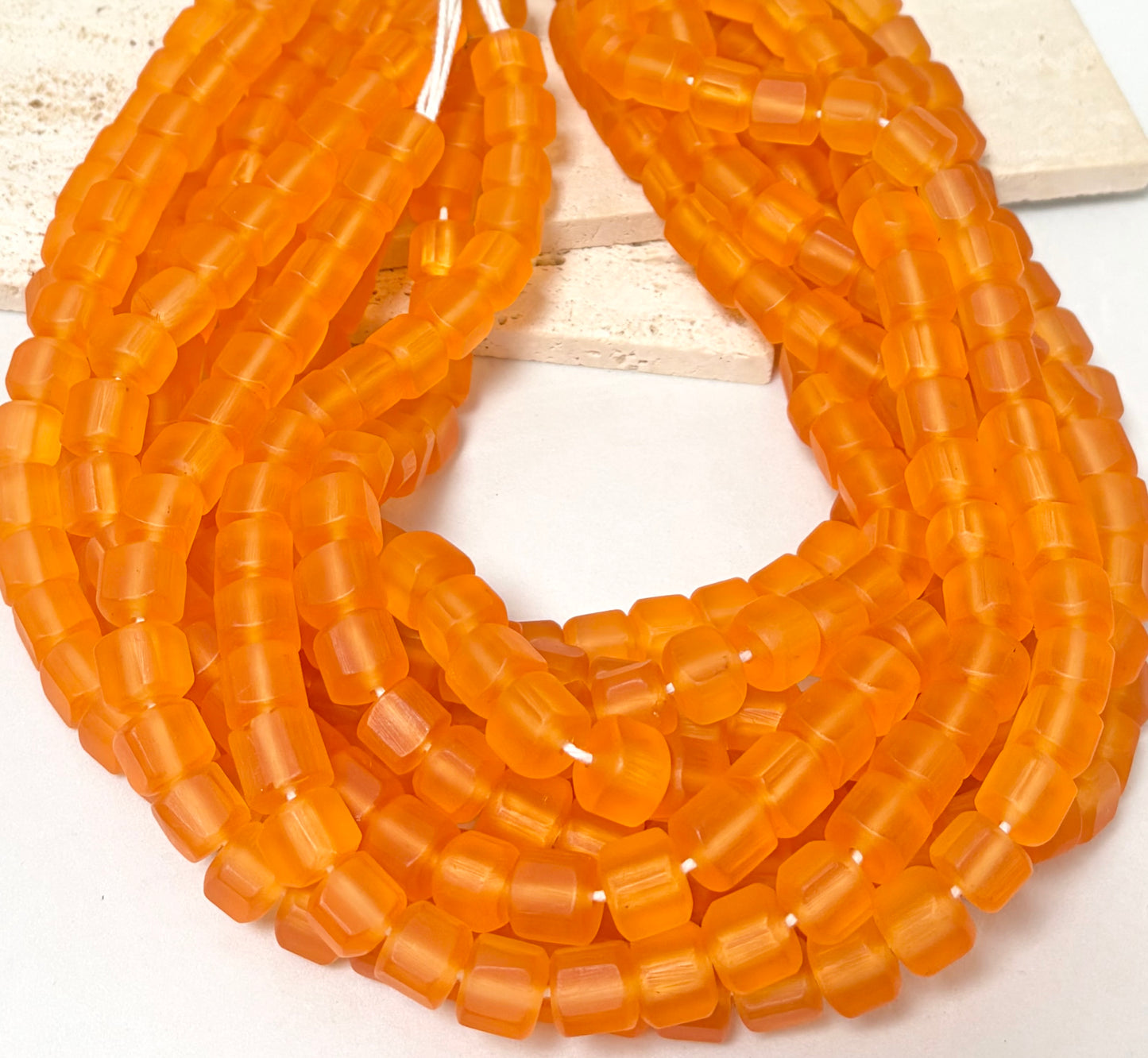 Cubics Resin
