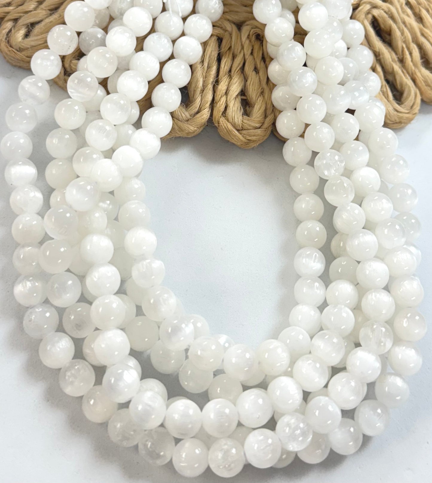 8mm White Round Selenita