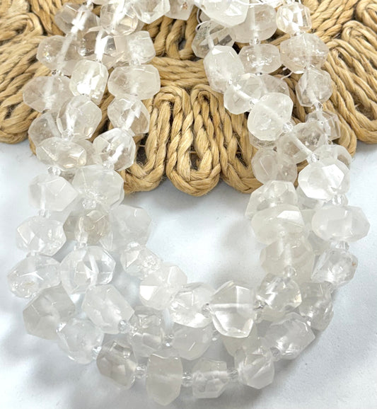 15mm Irregular Shapes Cristal Quartz