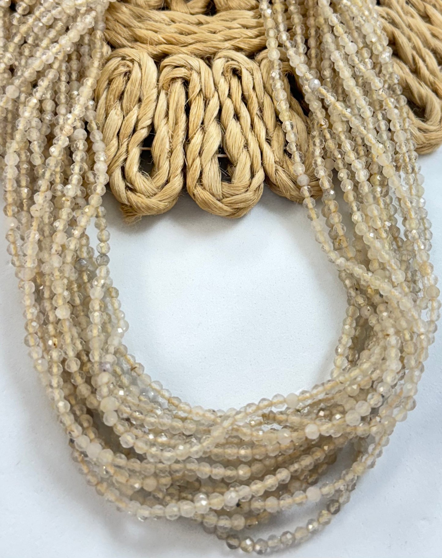 2mm Round Cream Quartz