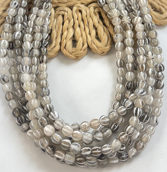 6mm Round Light Grey With White Agate