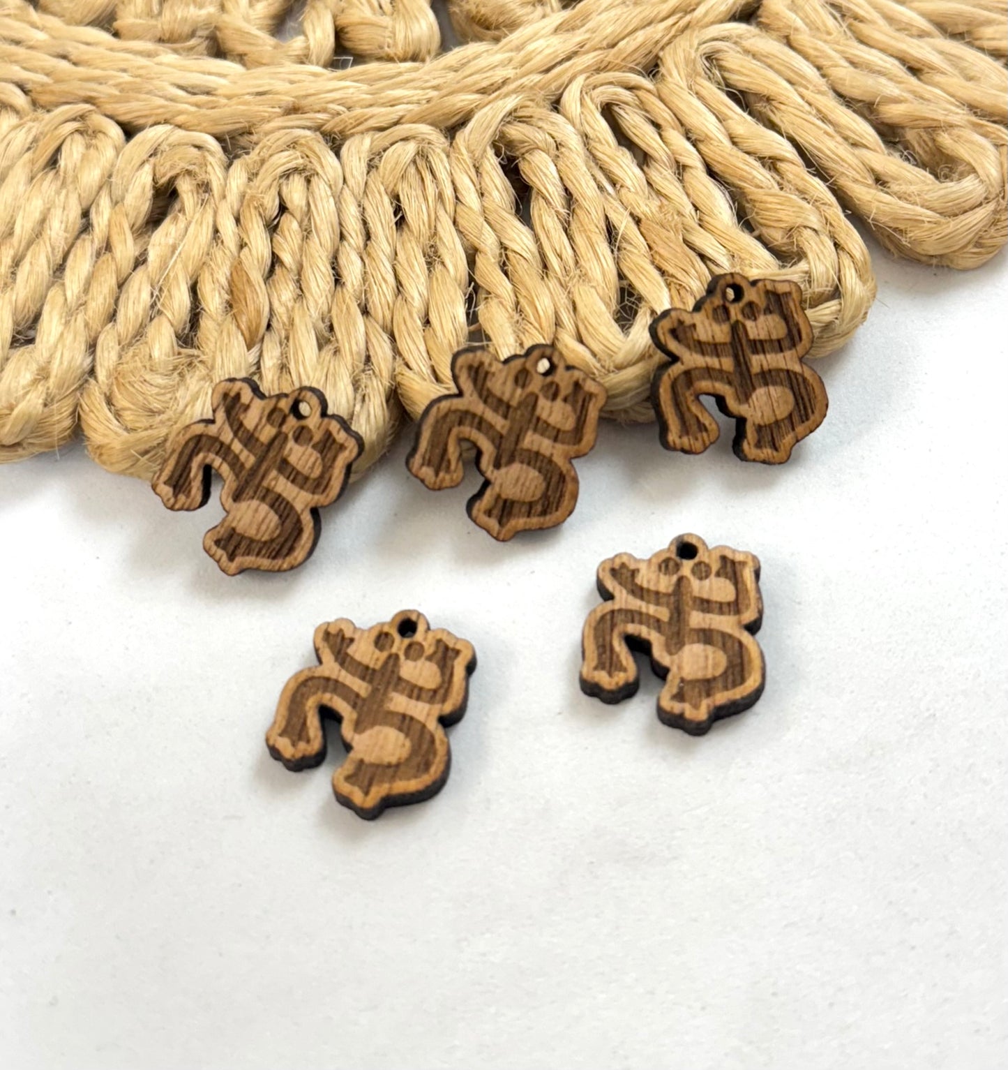 Coquí Taíno en Madera / Acrílico